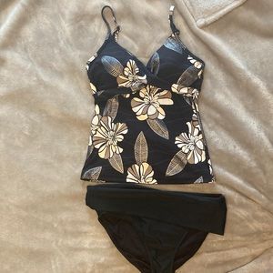 Seafolly size 12 tankini NEVER WORN!